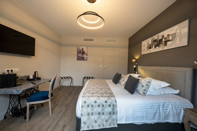 Bedroom 18