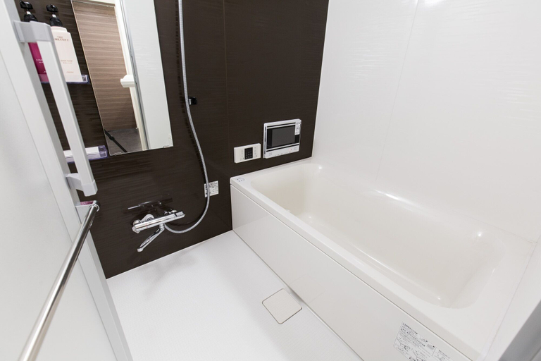 Bathroom 4, RAKU Hotel, Kyoto