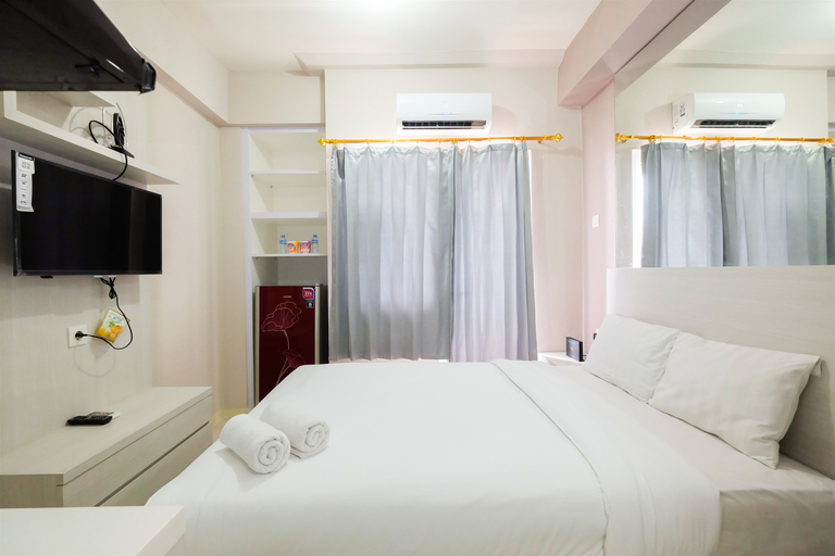Bedroom 2, Studio Green Pramuka City a Serene Apartment Living By Travelio, Central Jakarta
