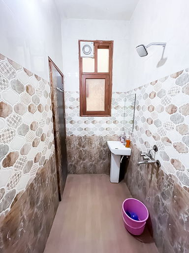 Bathroom 3, Roomshala 117 Shubham residency, Gautam Buddha Nagar
