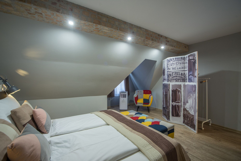 Bedroom 4, Hotel Carpe Diem, Siófok