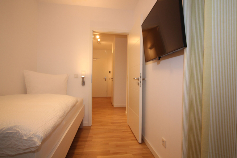 Bedroom 3, Wohnen am Yachthafen W45, Cuxhaven