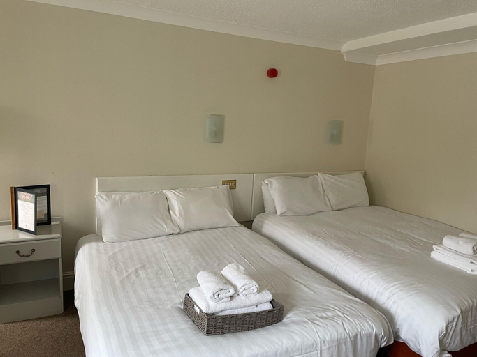 Bedroom 3, Mountain Park Hotel, Flintshire