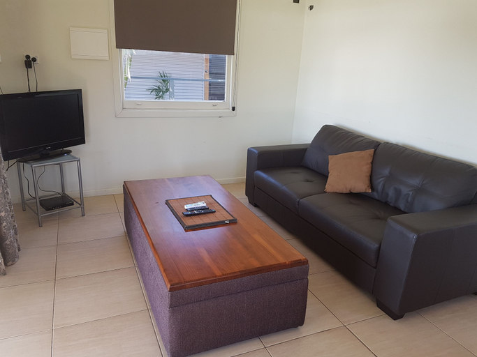 Others 4, Bentley Waterfront Motel & Cottages, Shoalhaven - Pt B