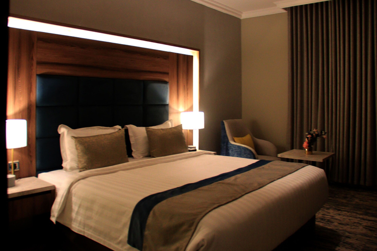 Bedroom 5, SWAT HOTEL APARTMENT 4, Al Khobar