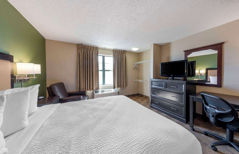 Bedroom 3, Extended Stay America Suites Orange County Katella Ave, Orange