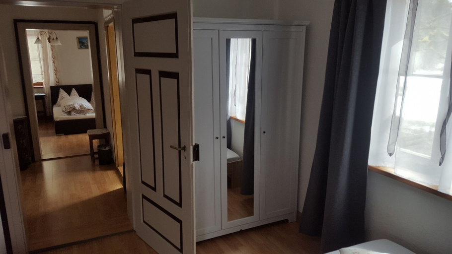 Bedroom 4, Bäckeralm, Miesbach
