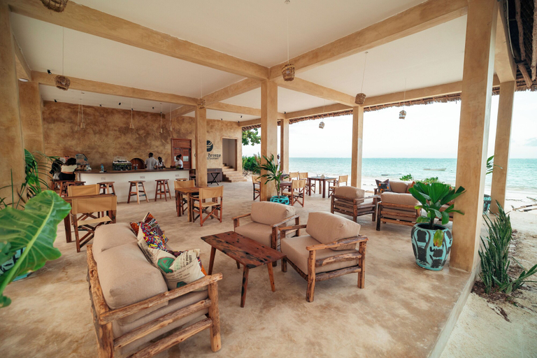 Food & Drinks 5, Mayai Ocean Resort, Kusini