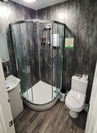 Bathroom 3, The Alb, Shropshire