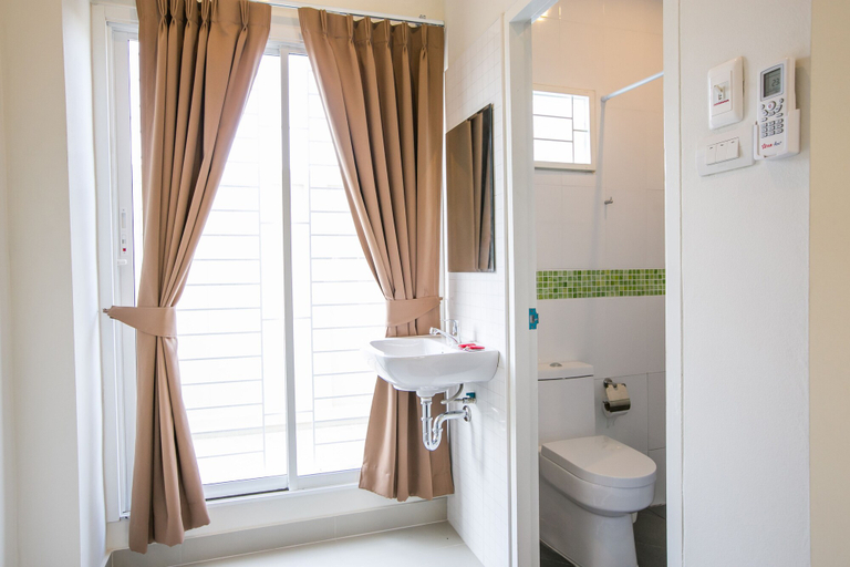 Bathroom 3, J-House Phetchaburi, Muang Phetchaburi