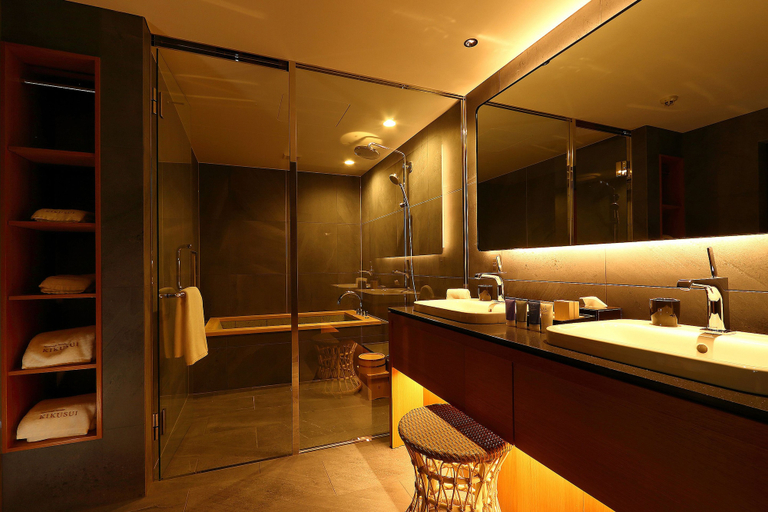Bathroom 4, Nanzenji sando KIKUSUI, Kyoto