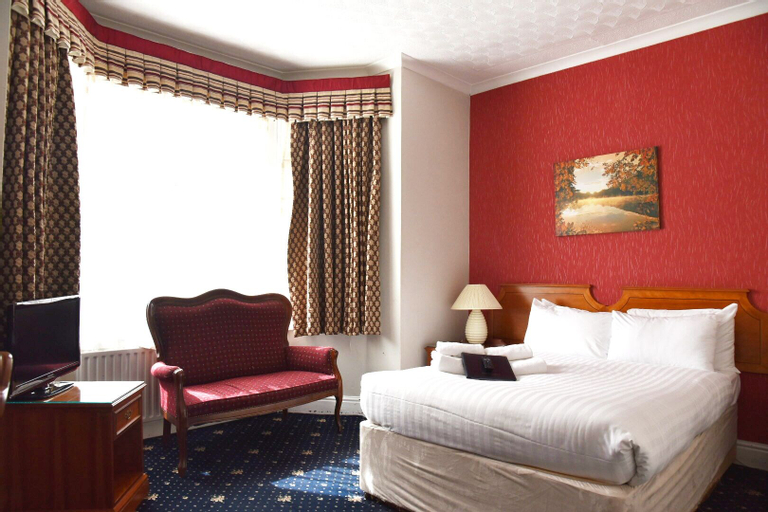 Bedroom 16
