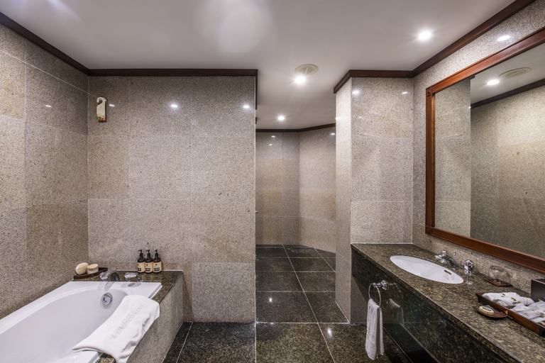 Bathroom 5, Vinpearl Resort & Spa Phu Quoc, Phú Quốc