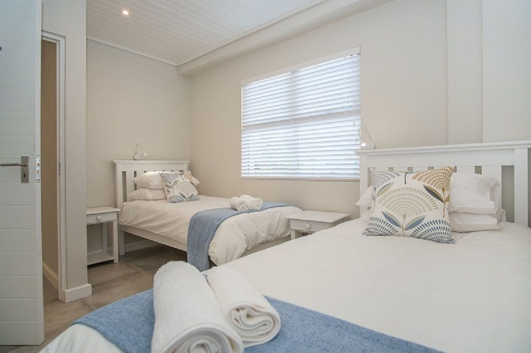Bedroom 2, Fork West Apartments - Top Floor 6, West Coast