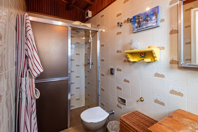 Bathroom 4, Vila Inglesa - Campos do Jord��o, Campo Limpo Paulista