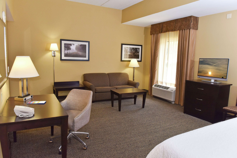 Bedroom 3, Hampton Inn & Suites Alexandria, Rapides