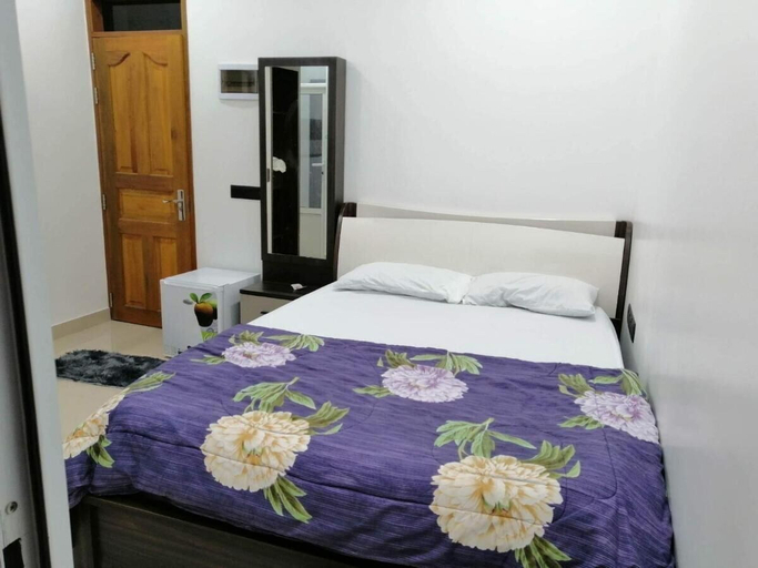 Bedroom 3, RanvinaInn Home Stay, Baa Atoll