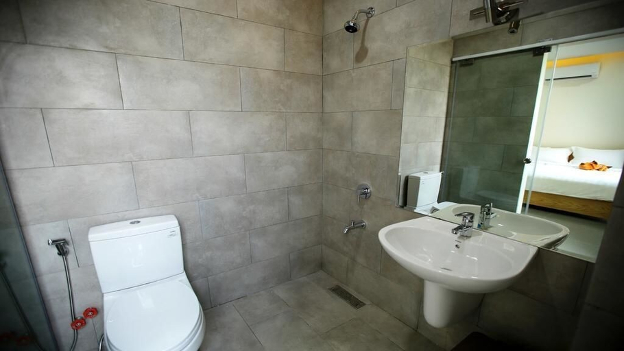 Bathroom 4, City House Apartment - Minh Khai 2, District 3