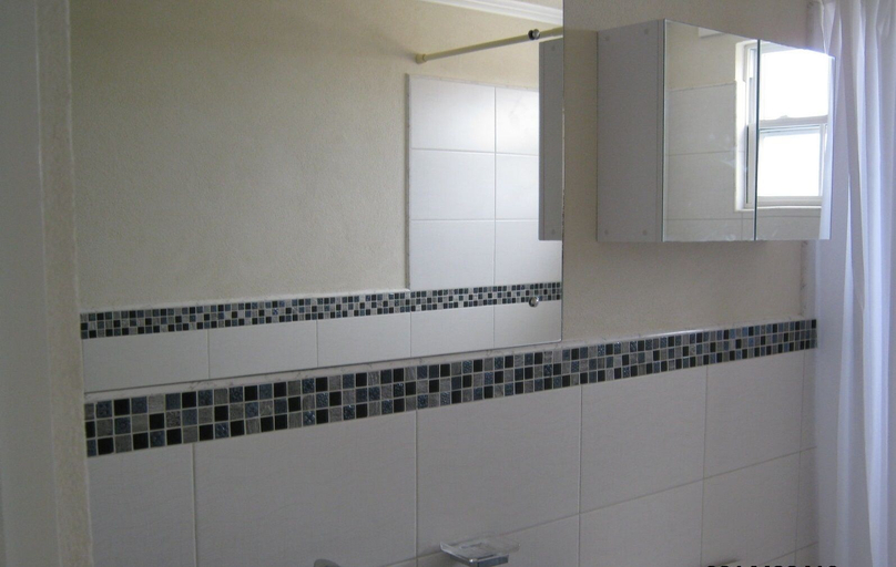 Bathroom 3, Princess Apartment