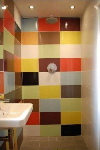 Bathroom 3, Western House B and B, Swansea