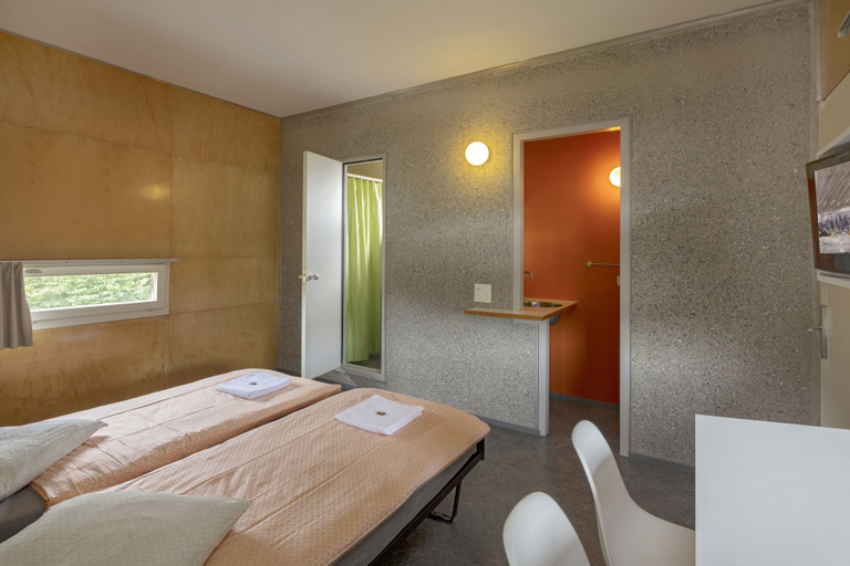 Bedroom 3, Lausanne Youth Hostel Jeunotel, Lausanne