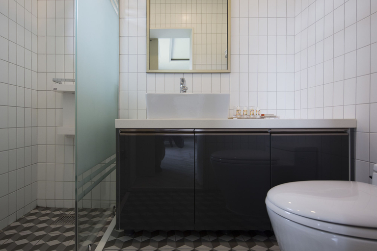 Bathroom 4, Jimi Stay, Jeju