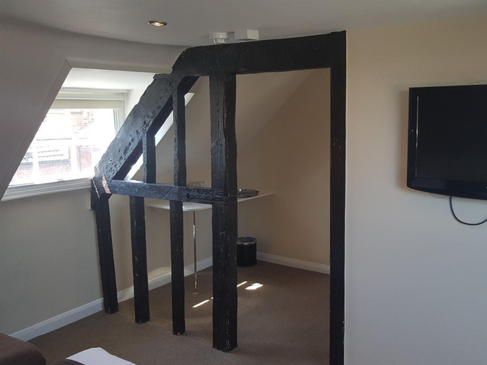 Others 5, Beaumond Cross Inn, Nottinghamshire