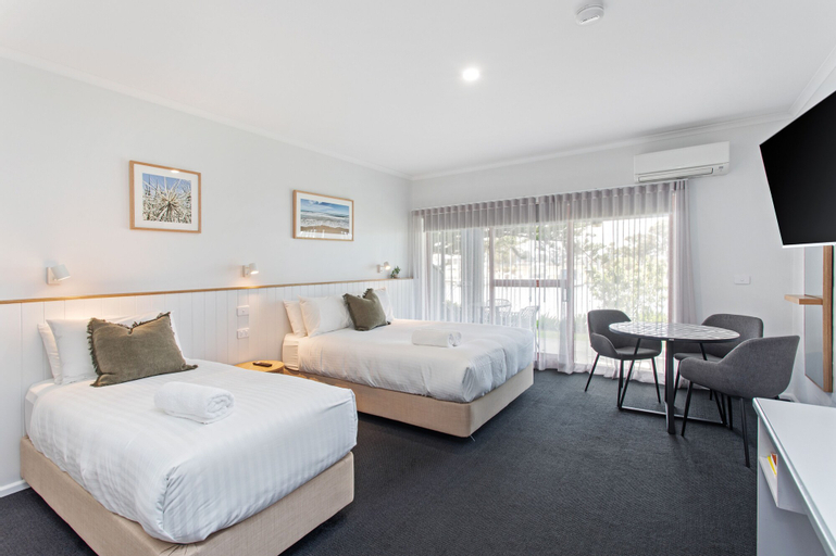 Bedroom 13