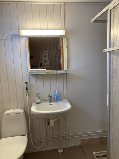Bathroom 4, Karjalan Helmi, North Karelia