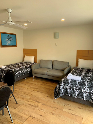 Bedroom 2, Seahorse Motel, Bass Coast  - Phillip Is.