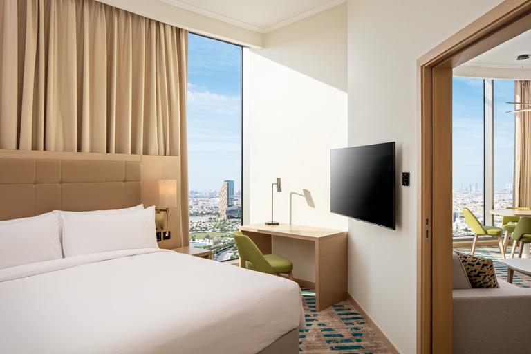 Bedroom 4, Holiday Inn & Suites DUBAI SCIENCE PARK by IHG, Dubai