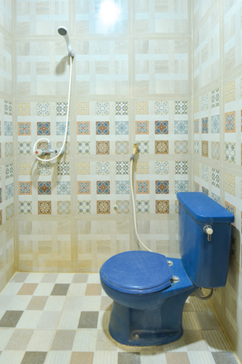 Bathroom 4, Sekar Ayu Hotel Malioboro Mitra RedDoorz, Yogyakarta