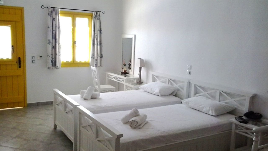 Bedroom 3, Viva Mare Hotel, Peloponnese