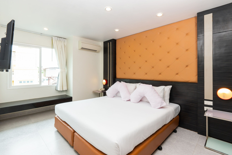 Bedroom 3, Grand Bella Hotel, Pattaya