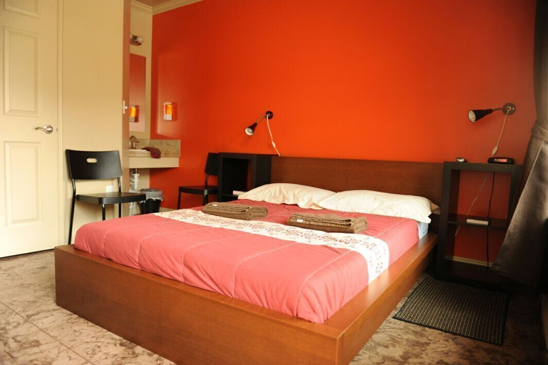 Bedroom 2, Camelot Inn at Honeyville, Box Elder