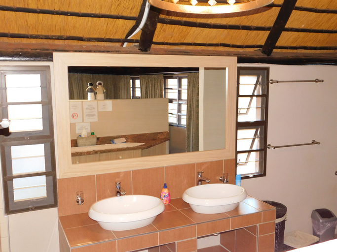 Bathroom, Mountain View Villa, Gibeon