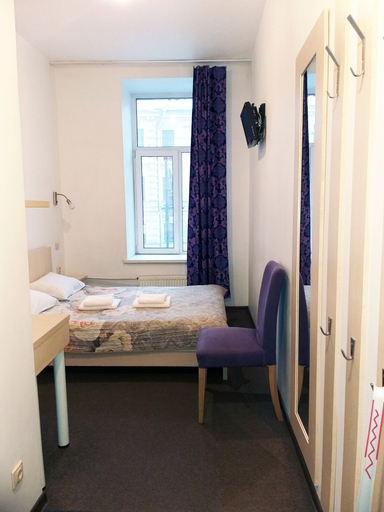 Bedroom 2, Sokroma Good Night, Sankt-Peterburg gorsovet
