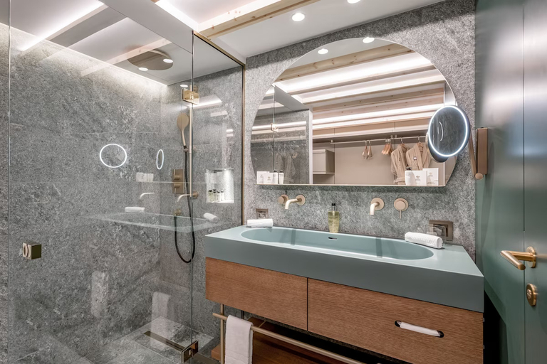 Bathroom 5, Relais & Chateaux Chasa Montana, Inn