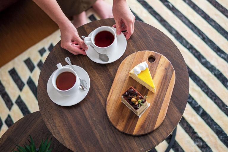 Food & Drinks, 4Pax Studio with Magnificent View PJ SS2, Petaling Jaya