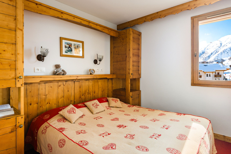 Bedroom 4, Résidence Lagrange Vacances L'Ecrin des Sybelles, Savoie