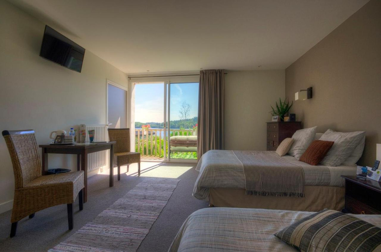 Bedroom 3, Hotel du Lac, Corrèze