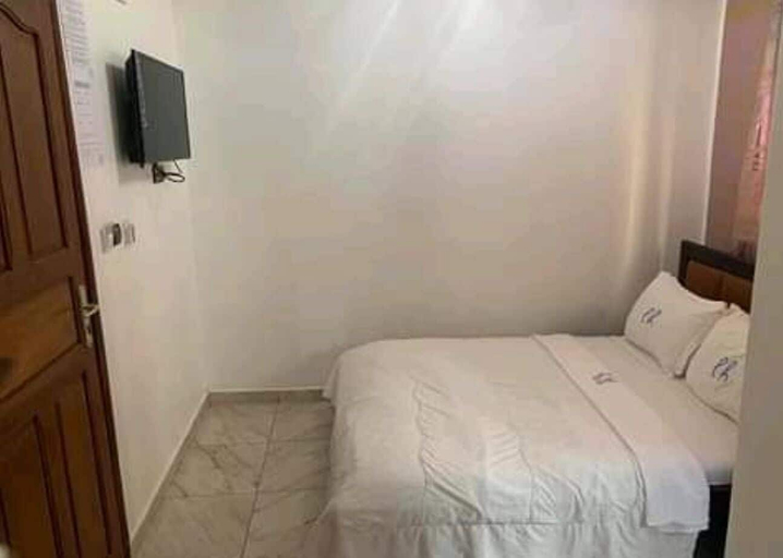 Bedroom 2, Sawa blues, Wouri