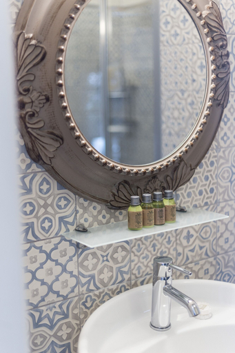 Bathroom 5, Sardunya Otel, Bozcaada