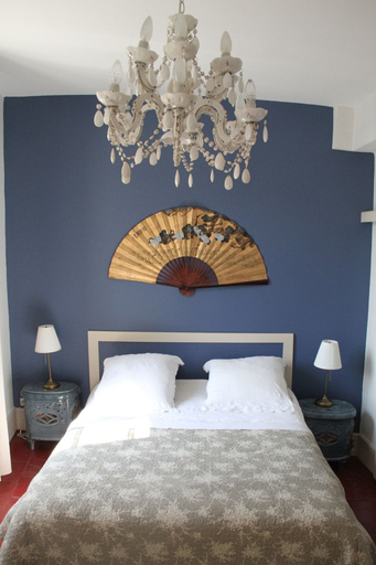 Bedroom 5, Ombre Rose, Haute-Garonne