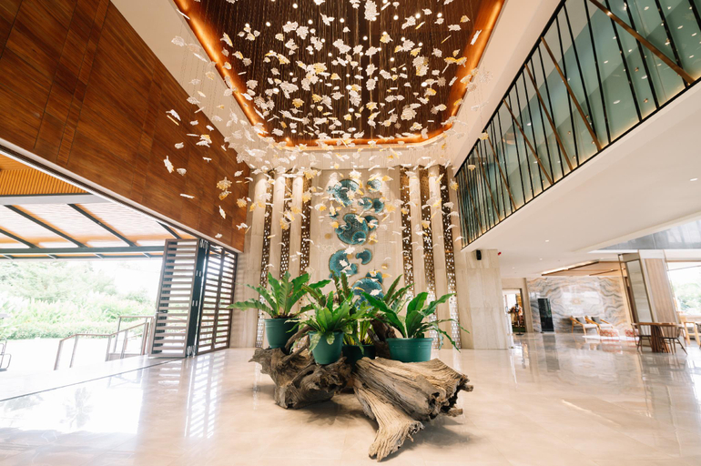 Public Area 2, Nouveau Resort, Mahinog