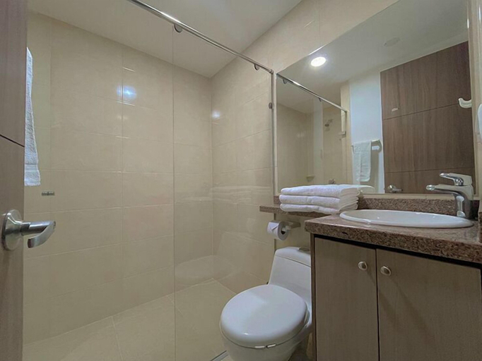 Bathroom 3, Hotel Prado 72 INN, Barranquilla