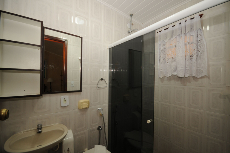 Bathroom 5, Pousada Mar e Terra, Armação dos Búzios