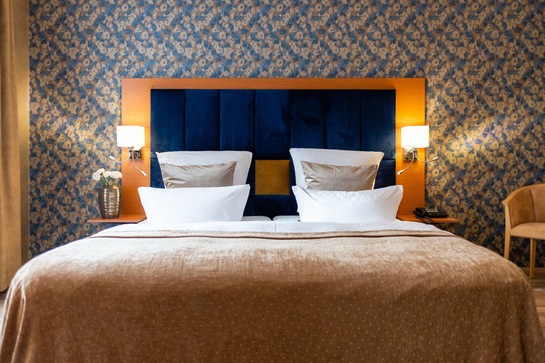 Bedroom 3, Parkhotel Görlitz, Görlitz