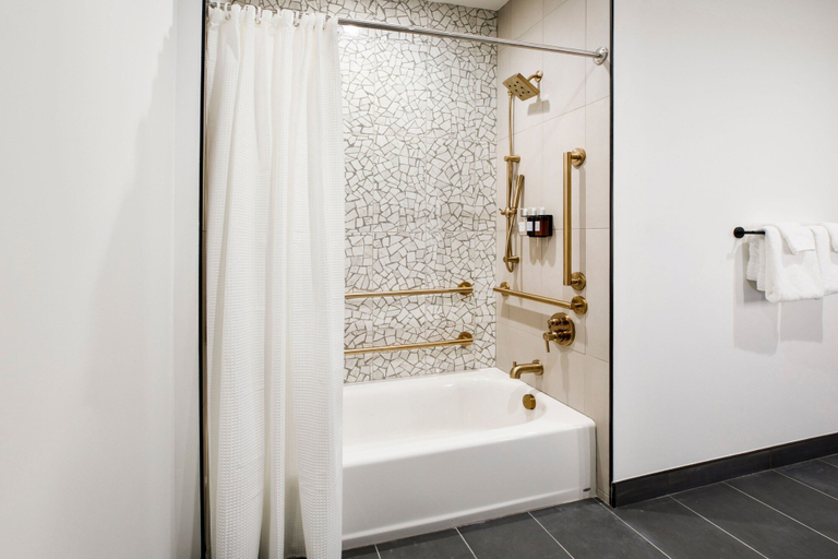 Bathroom 4, Hotel Indy, Indianapolis, a Tribute Portfolio Hotel, Indianapolis