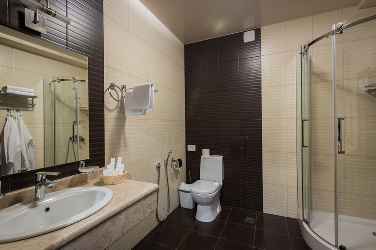 Bathroom 3, Hotel Abris, Sochi gorsovet